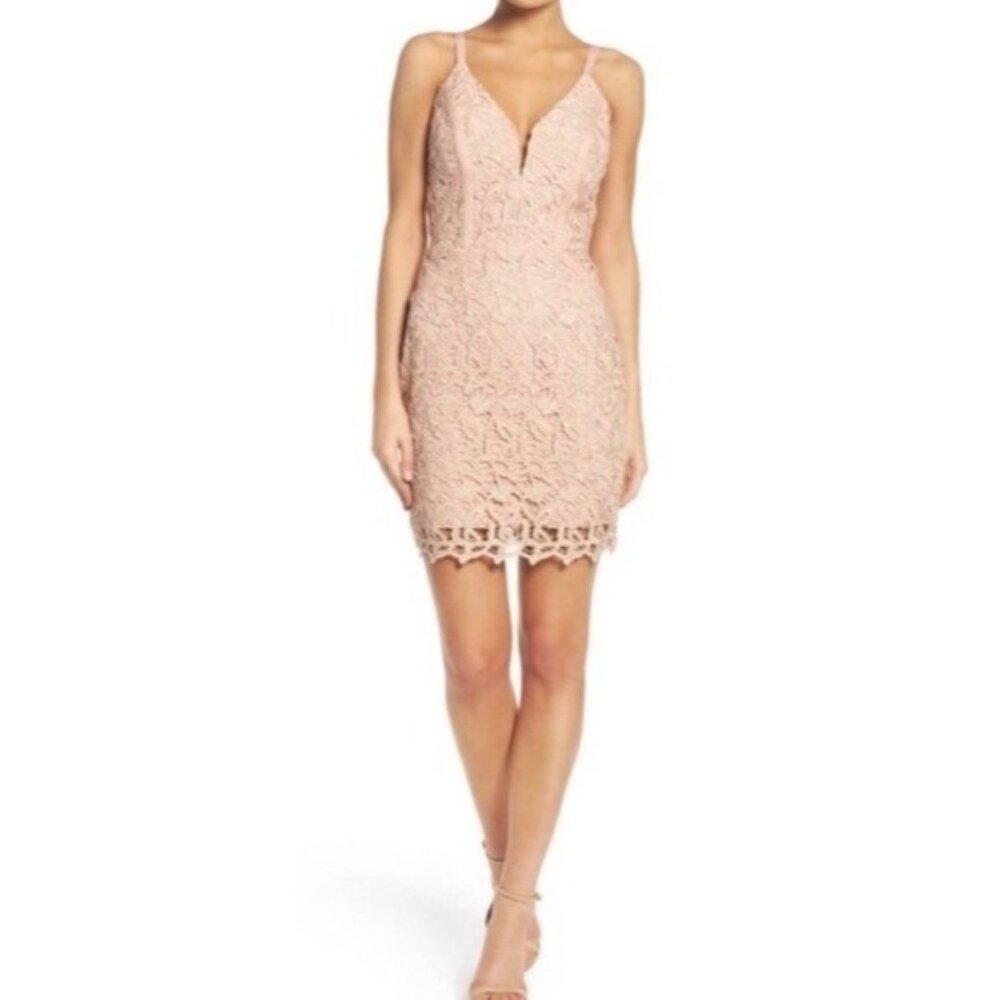 Greylin Dress Size Small Olivia Lace Overlay‎ Plunge V-Neck Blush Pink